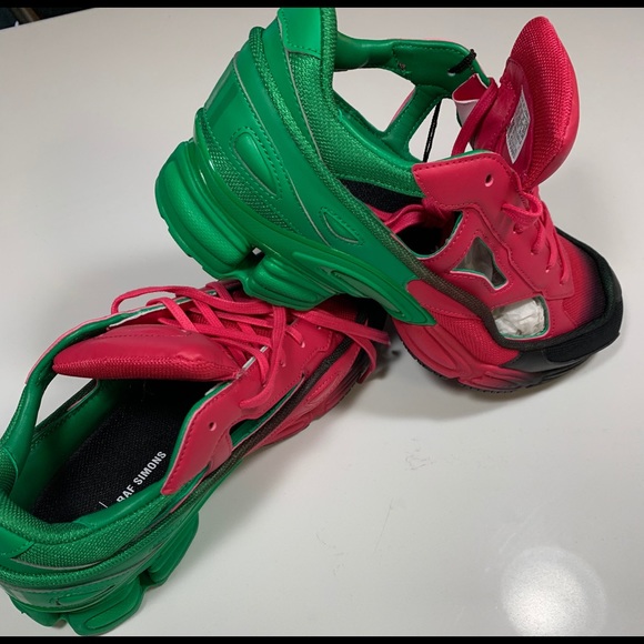 Unisex Adidas x RAF Simons Ozweego sneakers. NWOB - Picture 4 of 5